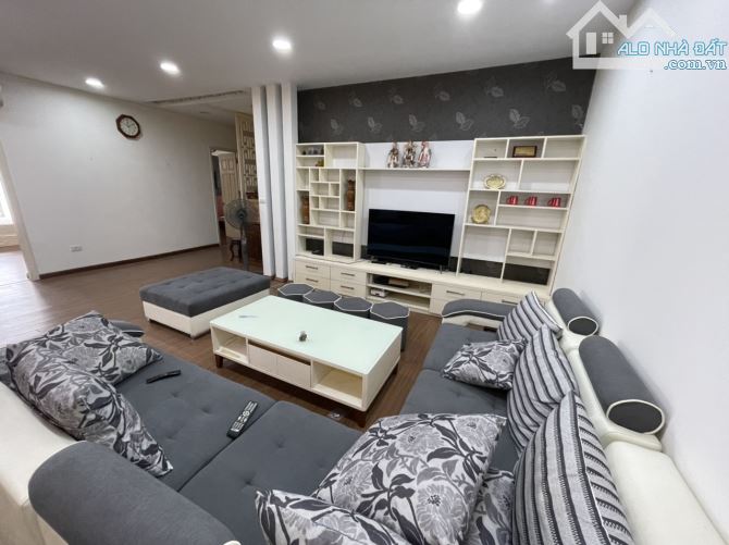 Cho thuê chung cư N05 Hoàng Đạo Thúy 160m,3 ngủ, full đồ giá 19 triệu - 6