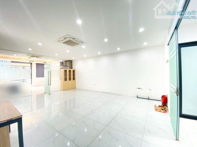 CHO THUÊ MBKD TẠI NGUYÊN HỒNG - ĐỐNG ĐA 50M2 GIÁ 15TR / THÁNG LÀM VĂN PHÒNG HOẶC KINH DOAN - 1