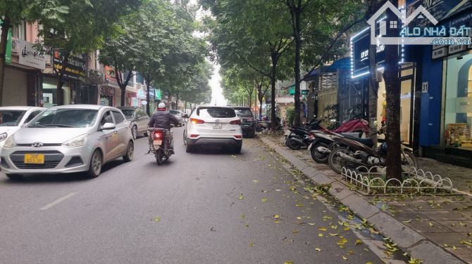 Chính chủ tôi bán đất MẶT VƯỜN HOA TRẦN QUANG DIỆU 2 mặt ngõ trước sau 160m2 giá 44.8 TỶ