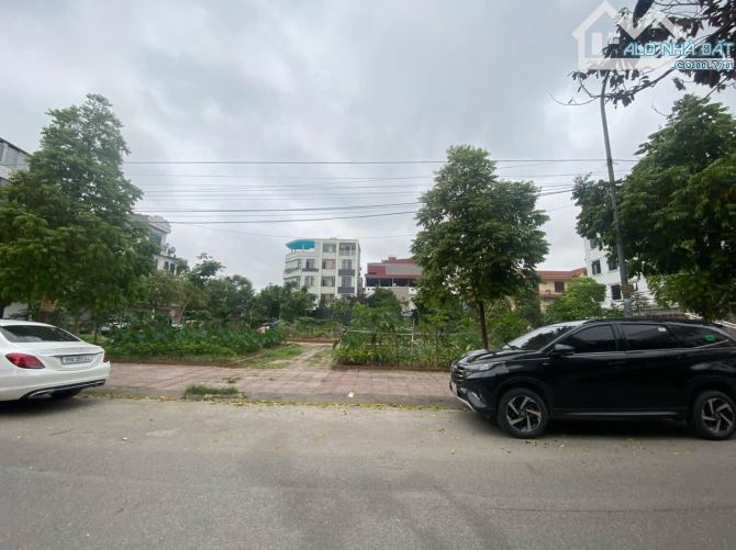 BÁN LÔ ĐẤT MẶT TIỀN 6M NHÌN VƯỜN HOA PHƯỜNG ĐẠI PHÚC, TP BẮC NINH