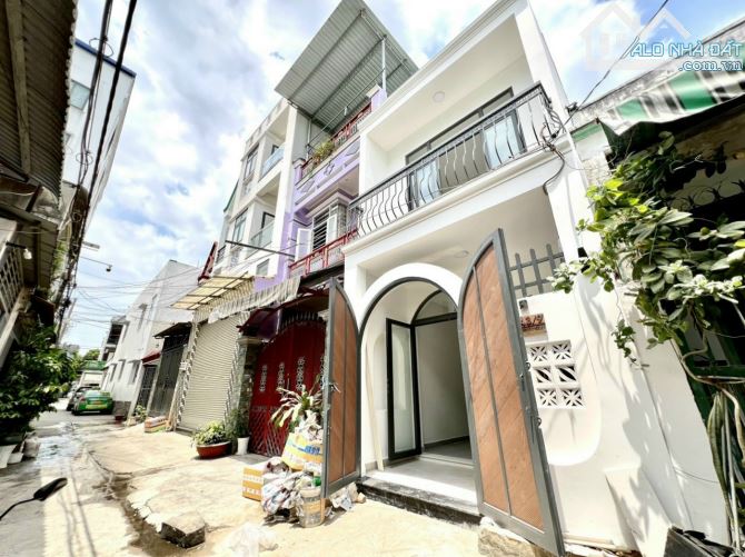 Nhà đẹp ngộp cần bán gấp nhà 1T1L giá 950tr ngay An Phú Tây Hưng Long Bình Chanh - 1