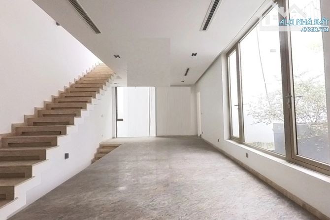 BÁN NHÀ 4 TẦNG MẶT TIỀN LÊ LỢI 250M2, GẦN LÊ DUẨN, HẢI CHÂU - 1