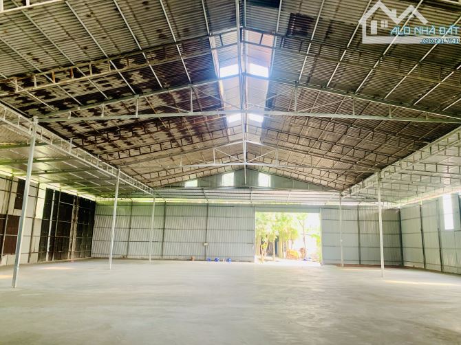 Cho thuê kho, xưởng 910m2/1200m2 giá 37tr - 2