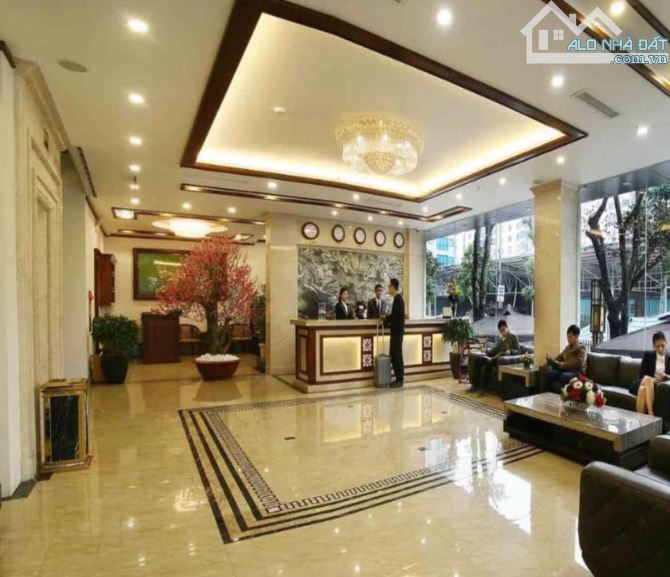 Bán khách sạn 4* phố Trần Thái Tông Quận Cầu Giấy 12 tầng, mặt tiền 10m, giá 135 tỷ. - 2