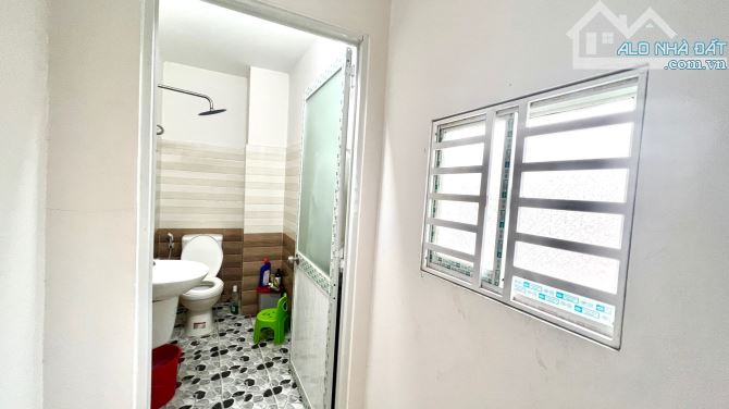 CHỦ GỞI BÁN NHÀ 1 TRỆT 1 LẦU KDC VIP HÓA AN, DT 64M2, 3PN,2WC, SÂN Ô TÔ, CỔNG SAU CTY PONC - 2