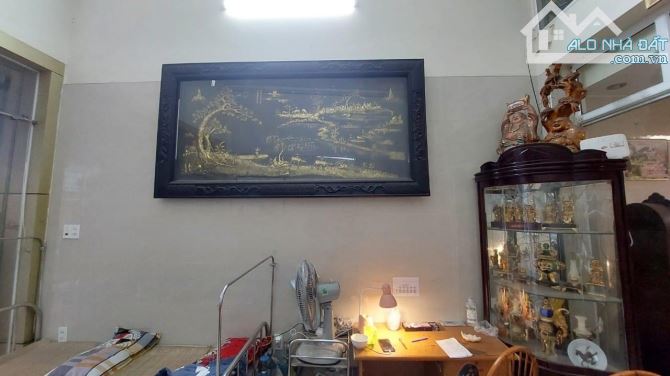 🕌: bán nhà 2 tầng, mặt đường,hùng duệ vương, 93m2, đường 10 m 💰:  7 tỷ (01) - 2