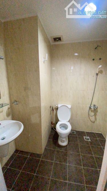 Cho Thuê Căn hộ Harmona, 2 PN ,2WC , 75m2 ,Full Nội Thất Giá : 12 triệu / tháng - 3