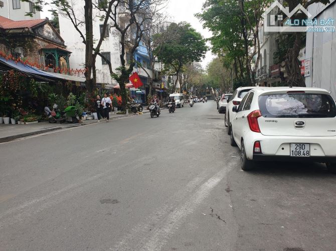 Bán Gấp Toà Nhà Mặt Phố Hàm Long - Hoàn Kiếm. DT 176m2 x 9T. MT 5,5m