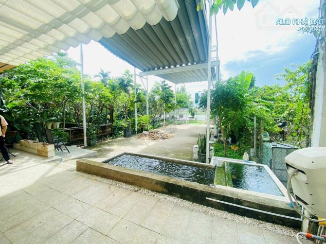 Bán biệt thự sân vườn, mặt tiền sông đường Đặng Thùy Trâm, 350m2, giá chỉ 35.5 tỷ - 1
