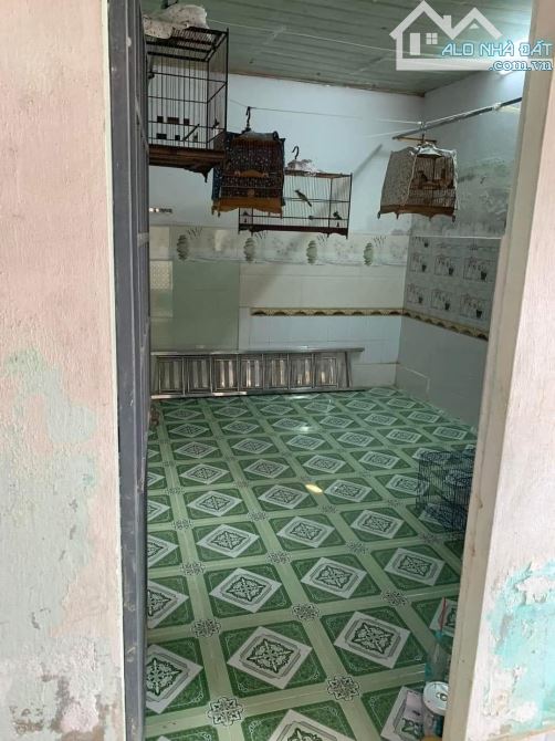 Rớt giá dãy trọ 4 Phòng ngay Bà Điểm còn 750 triệu. Sang tên đổi chủ ngay. 137m2 750triệu - 2