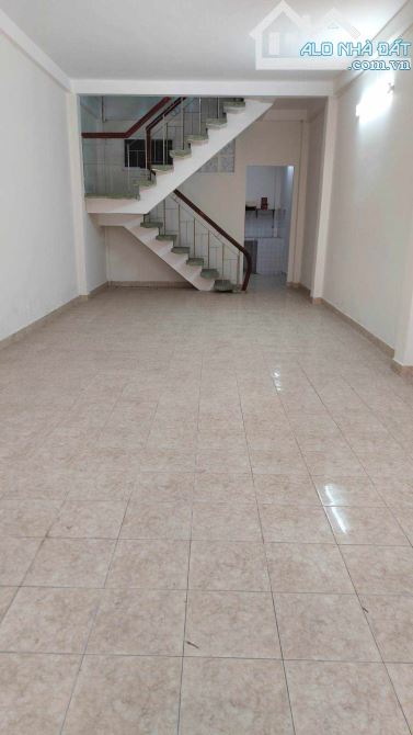 Bán nhà hẻm xe hơi đường Bàu Cát 4.5×14m 1trệt 2lầu giá 6.1tỷ - 6