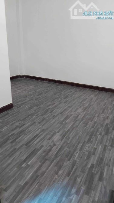 Bán nhà hẻm xe hơi đường Bàu Cát 4.5×14m 1trệt 2lầu giá 6.1tỷ - 8