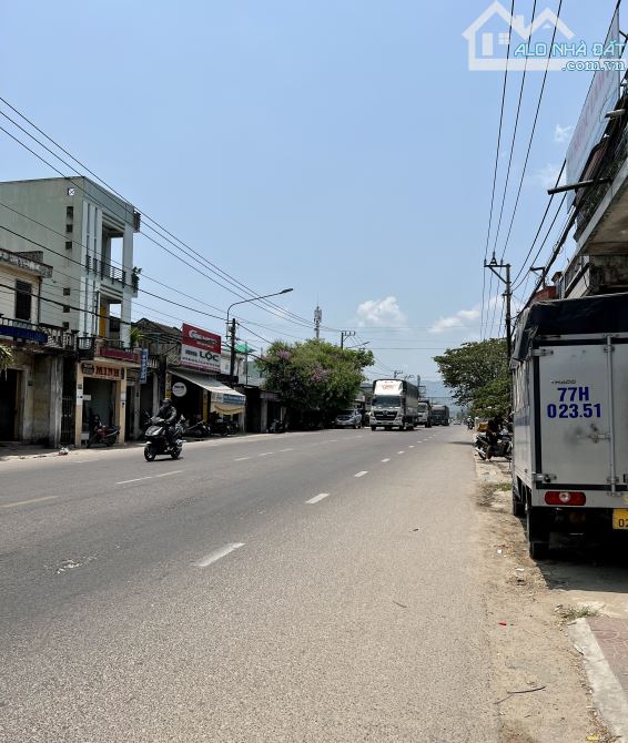 CẦN BÁN 316M2 ĐẤT - CÓ SẴN NHÀ 1 MÊ - KHU VỰC 1 PHƯỜNG BÙI THỊ XUÂN - THÀNH PHỐ QUY NHƠN !