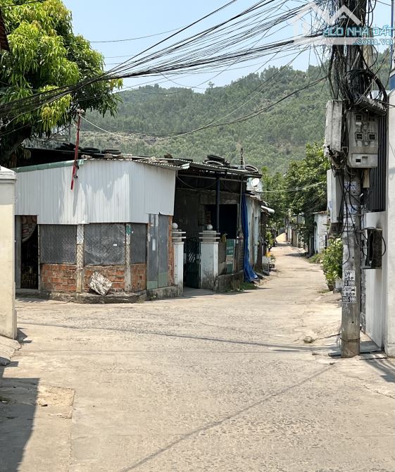 CẦN BÁN 316M2 ĐẤT - CÓ SẴN NHÀ 1 MÊ - KHU VỰC 1 PHƯỜNG BÙI THỊ XUÂN - THÀNH PHỐ QUY NHƠN ! - 2