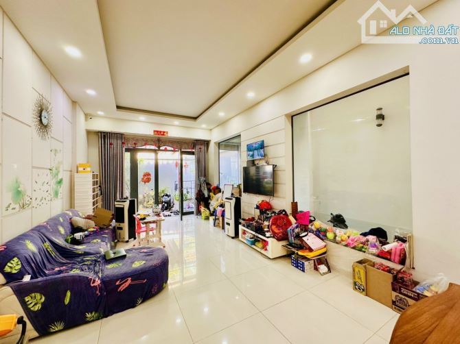 Bán nhà hẻm 8m Lũy Bán Bích Tân Phú 10x20m đúc 2 lầu ST (gần Lương Minh Nguyệt) - 3