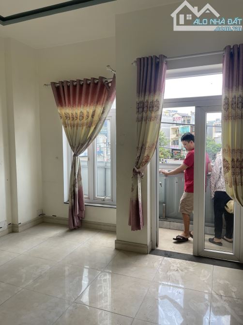 7.5 TY -GẤP BÁN nhà phố đẹp1 trệt 3 lầu đường số 2 ,lê trọng tấn ,dĩ an ,bình dương , - 5