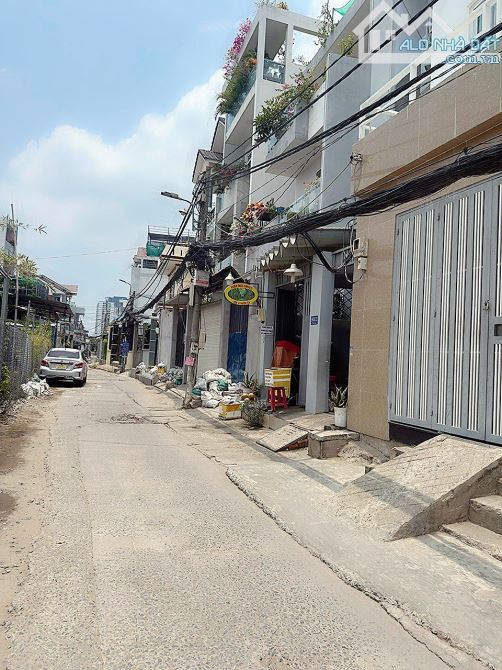 HẺM XE HƠI TRÁNH NHAU CẠNH NGUYỄN THỊ THẬP Q7- 5 TẦNG NGANG 5M- Ô TÔ NGỦ TRONG NHÀ CHỈ 7.x