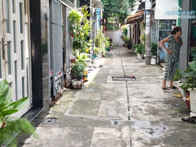 BÁN GẤP - 4m x 9m - Giá 2.1 tỷ - Hẻm Ba gác - gần Thoại Ngọc Hầu - 2