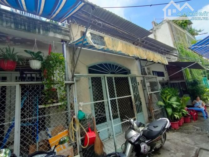 BÁN GẤP - 4m x 9m - Giá 2.1 tỷ - Hẻm Ba gác - gần Thoại Ngọc Hầu - 3