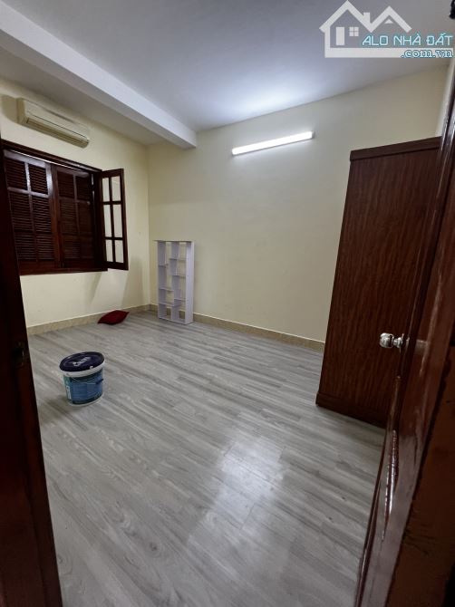 35 LÁNG HẠ.  CHO THUÊ CĂN HỘ 71 M, 2 NGỦ  FULL ĐỒ     9   TRIỆU - 1