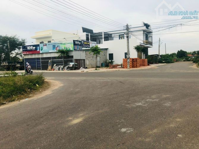 💥Bán lô đất đẹp góc 2 mặt tiền đường Nhựa - KDC Bến Lội, Lại An - giáp ranh TP Phan Thiết - 2