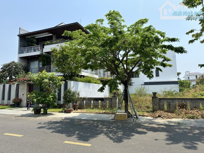 Biệt Thự Euro Village 2 - View Kênh Sinh Thái Đường Giáng Hương 2. DT 300m2. Giá 17 Tỷ 1 - 2