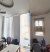 Cho thuê Văn phòng 20m2 đẹp view kính cực thoáng có bàn ghế ở Yên Thế, Tân Bình, sát sâbay