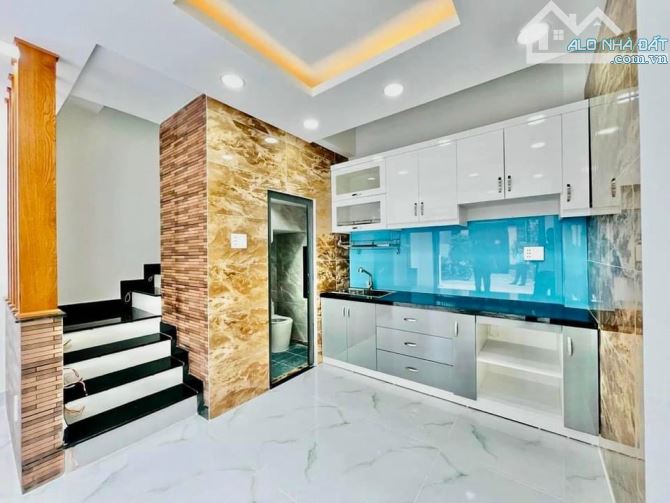 Bán nhà riêng tại Đường 3/2   4.5 X 16.5 - 9 tỷ