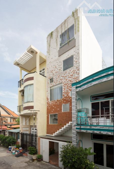 Xuất cảnh bán nhà đường Nguyễn Thái Bình P.4 Tân Bình, 4.5x20m nhà mới 4 tầng, giá 15.5 Tỷ