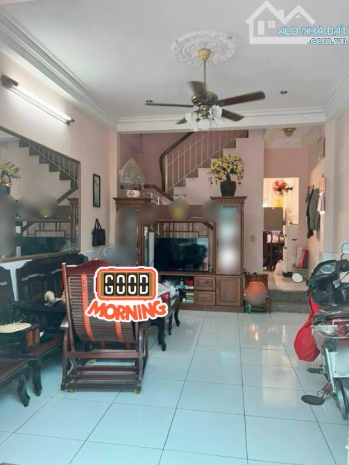 Gấp bán nhà 3 tầng, Quận 10 giá 7 tỷ 2