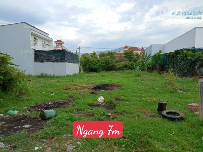 Cắt bán 7m Mặt Tiền Ngay Trường Tiểu Học Vĩnh Trung Nha Trang - 1