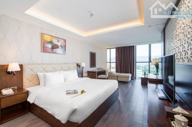 Bán khách sạn 4 sao Biển Đà Nẵng 95 tỷ - 1
