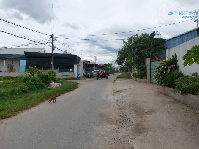 chính chủ bán Lô đất 128m2 thổ cư đường 409 Xã Phước Vĩnh An Huyện Củ Chi giá 1 tỷ 350 - 1