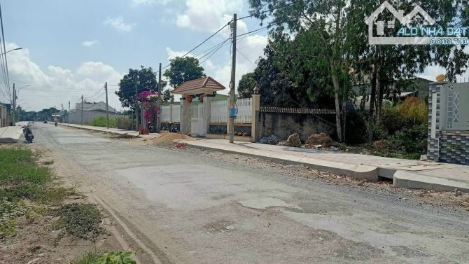 Em cần chuyển nhượng lại nền đất mặt tiền đường chu văn an như hình quý khách hàng có nhất - 1