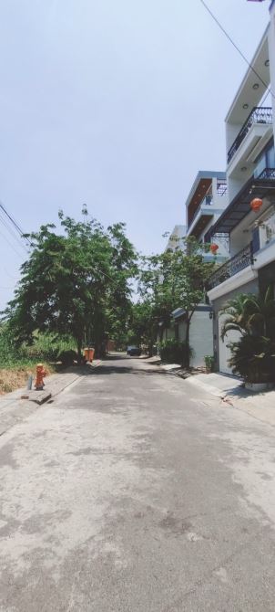Bán nhà phố hiện đại Huỳnh Tấn Phát, Nhà Bè, Dt 5x16m, 3 lầu,  4 pn,. Giá 6,9 tỷ - 14
