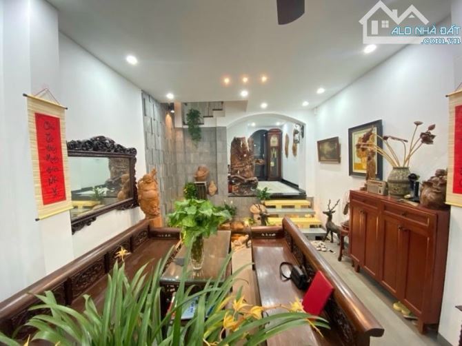 HIẾM NHÀ PHÂN LÔ XUÂN LA  DT 60m2 MT 4m  6T 16 TỶ THANG MÁY VỈA HÈ KINH DOANH. - 2
