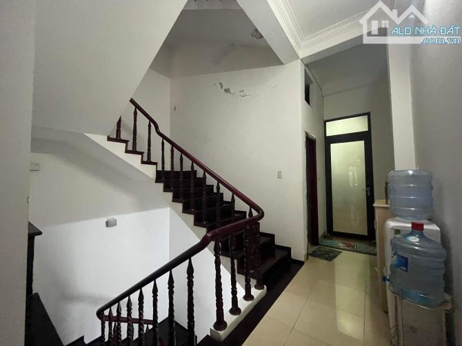 Nhà 3 tầng đường 10.5m Nguyễn Hữu Dật, Hải Châu (hợp VP, Spa,..) - 2