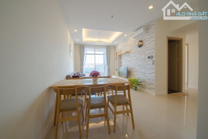 Cần bán gấp CHCC Central Plaza 91 Phạm Văn Hai Q.TB. DT 65m2, 2 phòng ngủ lớn, giá 3,6 tỷ - 3