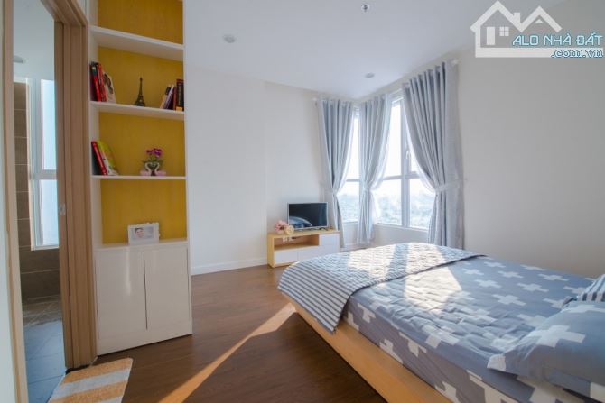 Cần bán gấp CHCC Central Plaza 91 Phạm Văn Hai Q.TB. DT 65m2, 2 phòng ngủ lớn, giá 3,6 tỷ - 8