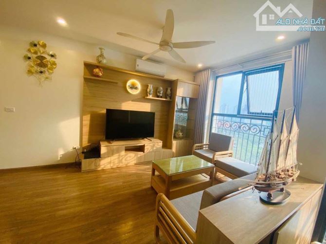 Cho thuê căn hộ 1PN 45m giá 7 triệu; 20m 3,5 triệu. Phố Tuệ Tĩnh - 8