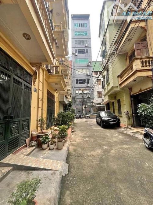 Bán nhà phân Lô Ô tô đỗ cửa phố Hoàng Văn Thái Dt 57m Mt 5m Giá 9,1 tỷ