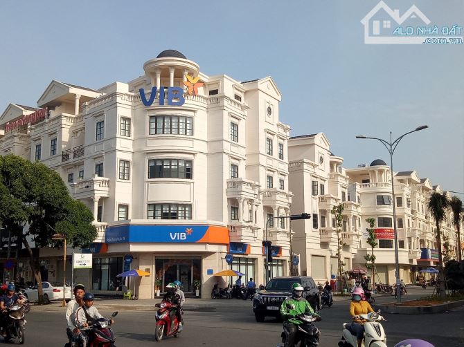 2 MẶT TIỀN PHAN VĂN TRỊ - ĐỐI DIỆN CITY LAND - SỔ VUÔNG - ĐƯỜNG NHỰA XE TẢI VÀO NHÀ 69M2 -