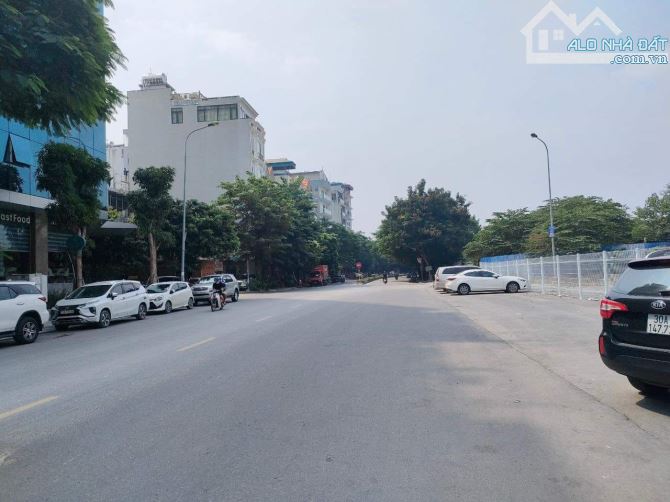 VỊ TRÍ ĐẮC ĐỊA, TÒA VP 3 MẶT THOÁNG VIP NHẤT THANH LIỆT- DT 320M2x 10TẤNG MT15M2 GIÁ 150TỶ - 11