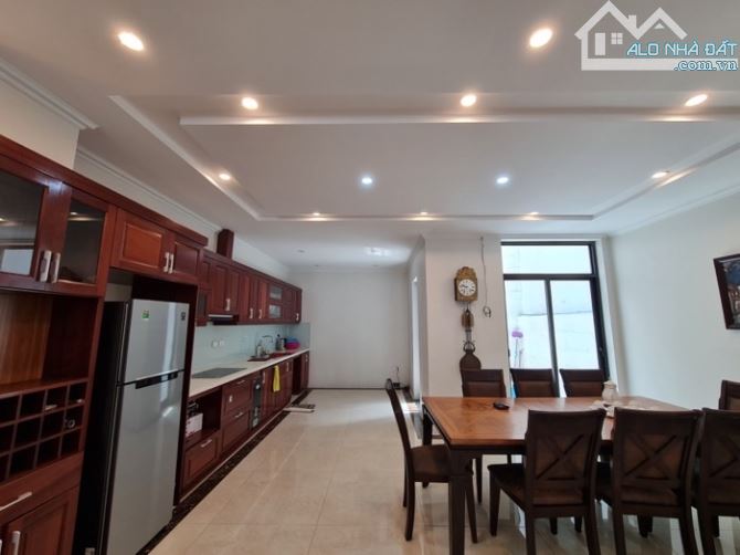 Bán Bt nhà vườn KĐT Việt Hưng 120m - Nội thất tiền tỷ - Chủ cắm NH, nhỉnh 20tỷ - 2