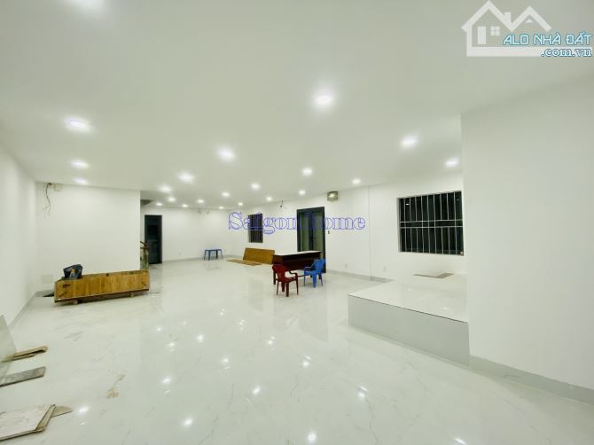 Cho thuê nhà văn phòng 2 mặt tiền hầm 5 tầng 600m2 KĐT An Phú, Q2 - 3