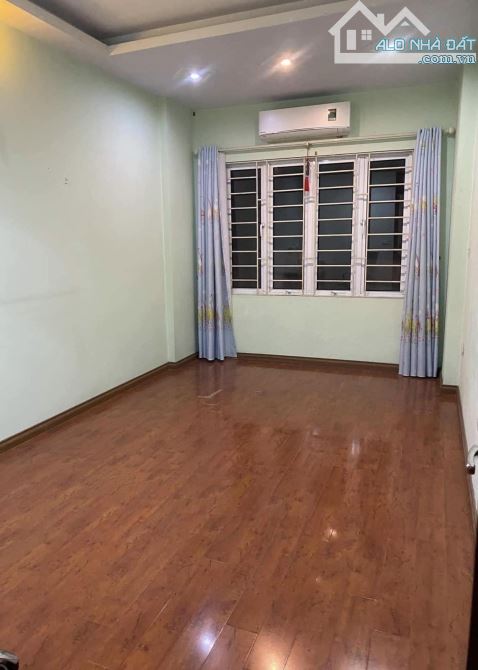 Bán nhà Bùi Xương Trạch 64m2 - 5 tầng - giá 6.4 tỷ  DIỆN TÍCH RỘNG - GIÁ ĐẦU TƯ + Nhà 5 tầ - 4
