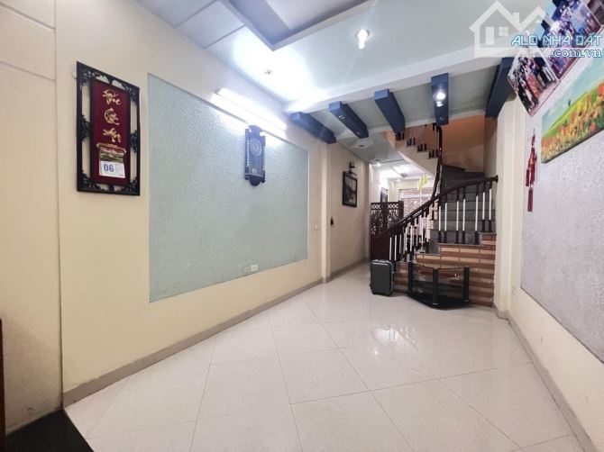 Bán nhà Bùi Xương Trạch 64m2 - 5 tầng - giá 6.4 tỷ  DIỆN TÍCH RỘNG - GIÁ ĐẦU TƯ + Nhà 5 tầ - 5
