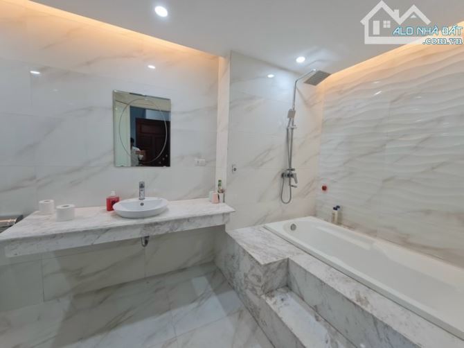 Bán Bt nhà vườn KĐT Việt Hưng 120m - Nội thất tiền tỷ - Chủ cắm NH, nhỉnh 20tỷ - 5
