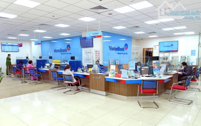 Mặt phố Trần Thái Tông  – Tòa nhà BUILDING 11 tầng kinh doanh VIP.