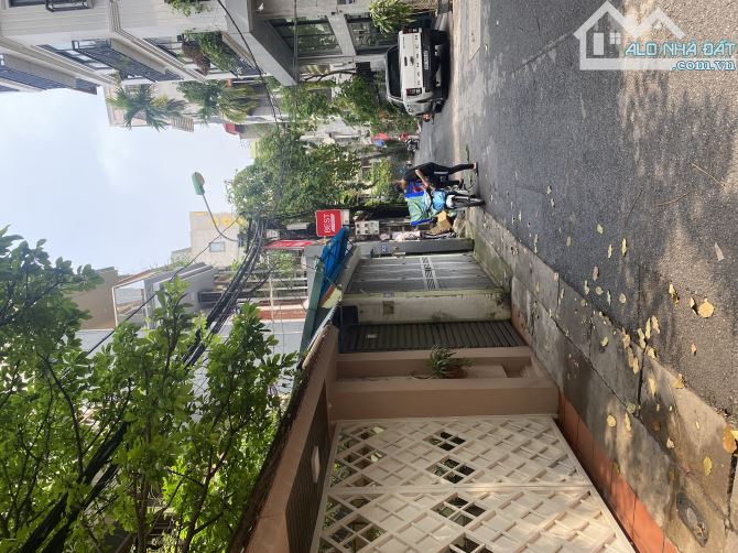 Bán nhà MP Yên Lạc, oto tránh, kinh doanh văn phòng, giá 15tỷ